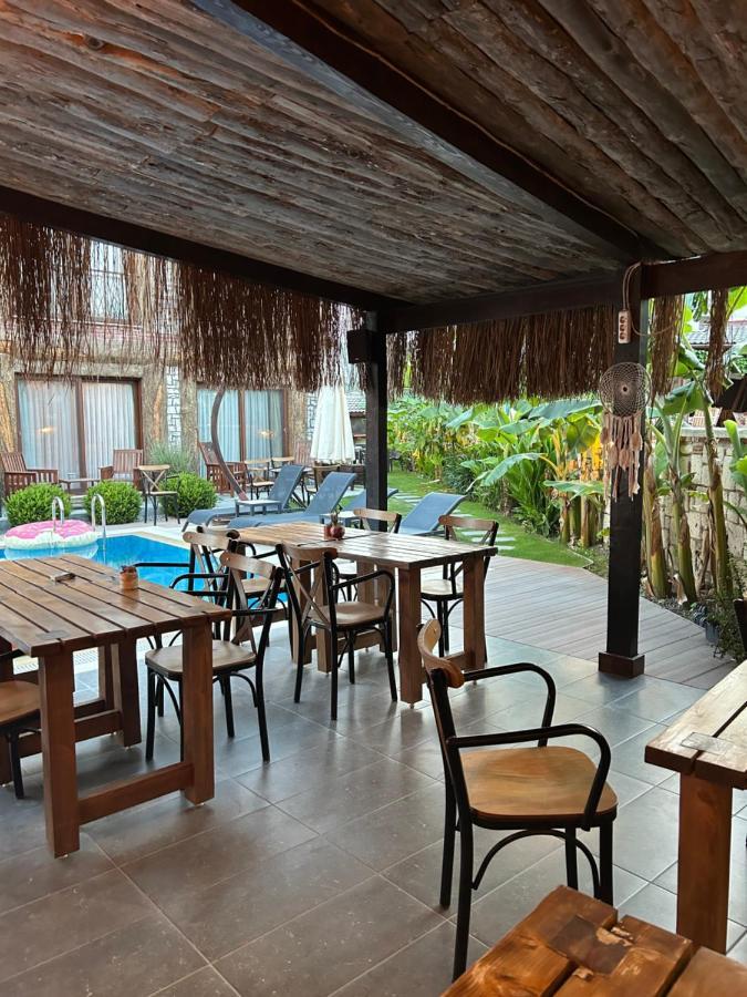 Pupa Alacati Butik Otel Çeşme Luaran gambar